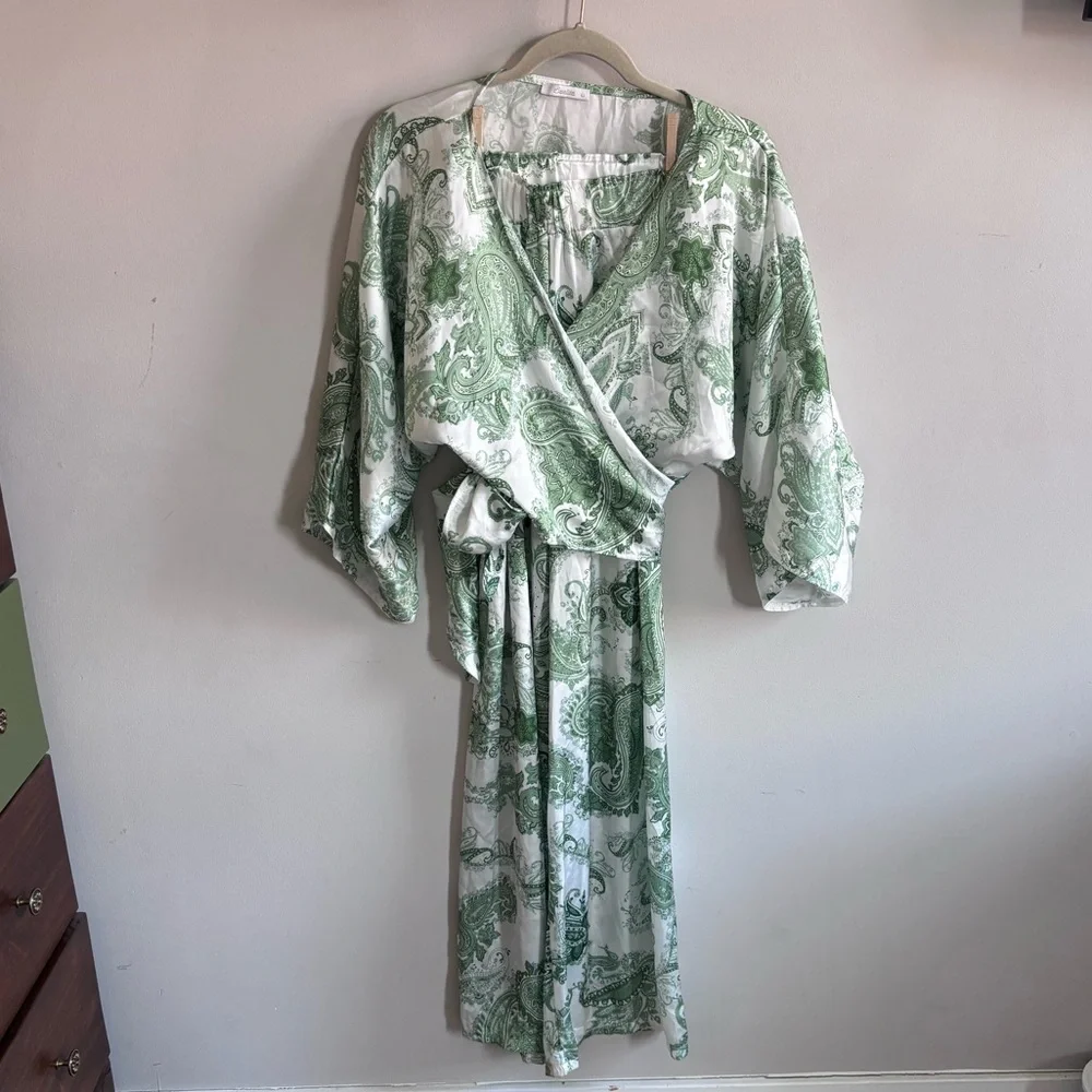 Green Paisley Wrap Matching Set